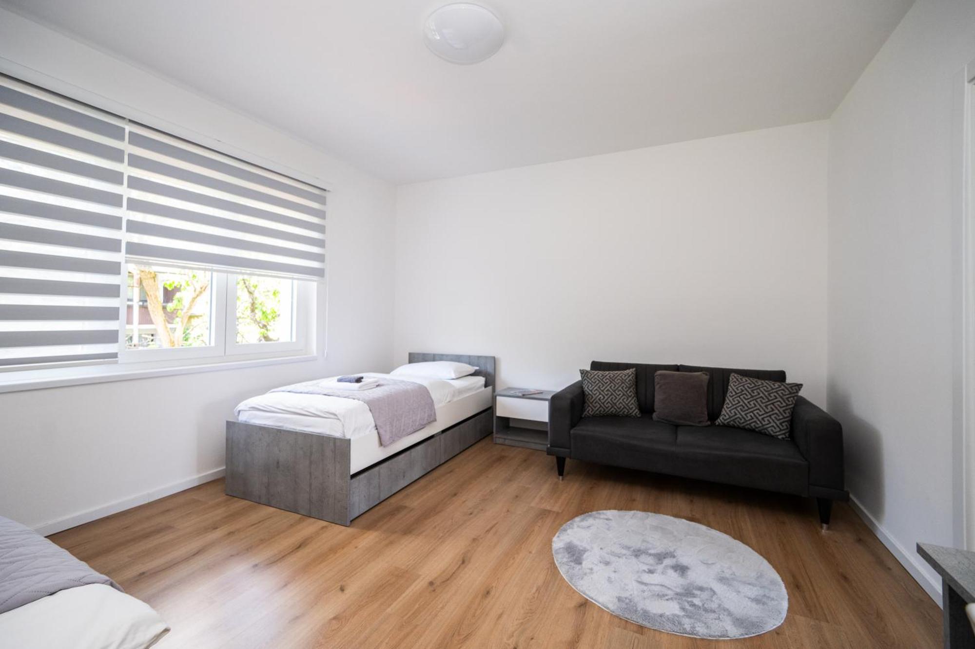 Bright 2Bdr Apartment With Balcony - Free Parking سراييفو المظهر الخارجي الصورة
